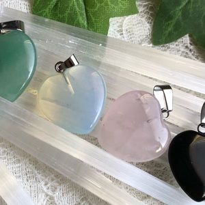 Heart shaped Gemstone Rose quartz/Aventurine/Opalite/Onyx ♥️ 4 silver Necklaces